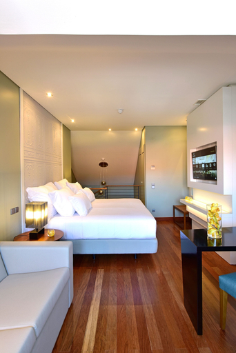 Bedroom 3, Pousada de Lisboa - Small Luxury Hotels Of The World, Lisbon