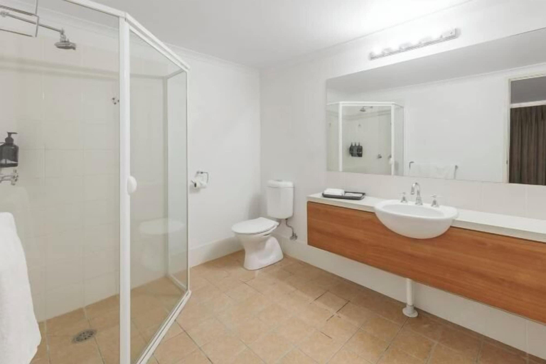 Bathroom 9