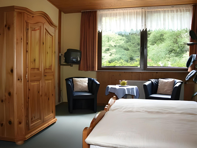 Bedroom 9