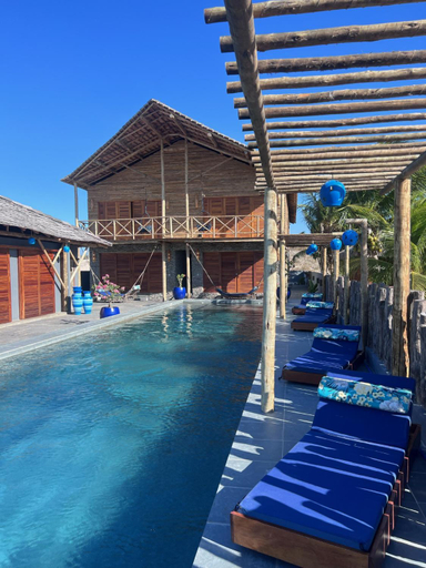 Others 2, Villa Beleza Prea - Life is beautiful, Cruz