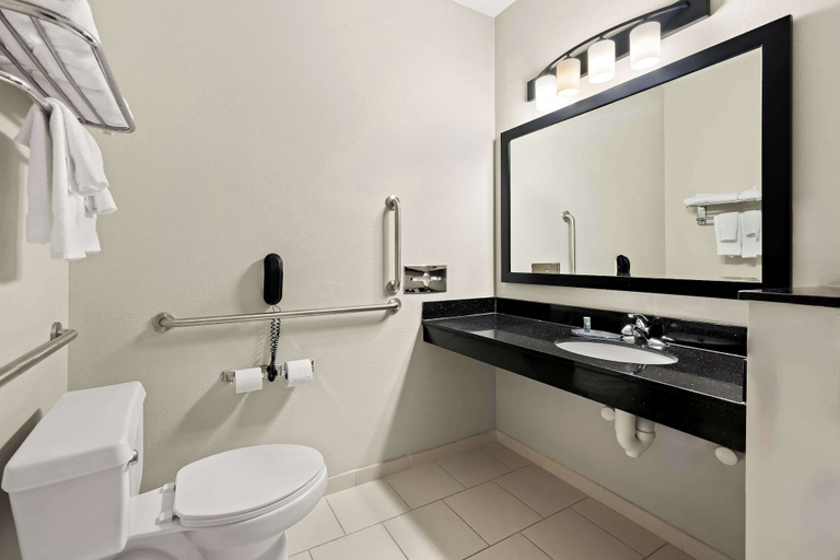 Bathroom 5, Best Western Bryan College Station, Brazos