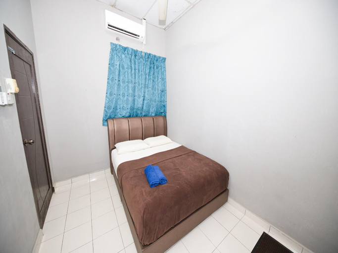 Bedroom 2, Hotel O Iman Roomstay Gua Musang, Gua Musang