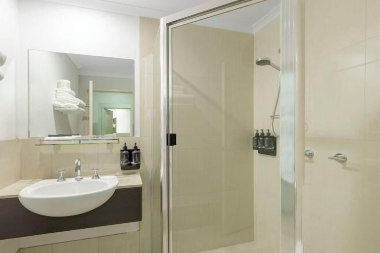 Bathroom 19