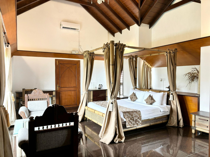Bedroom 12