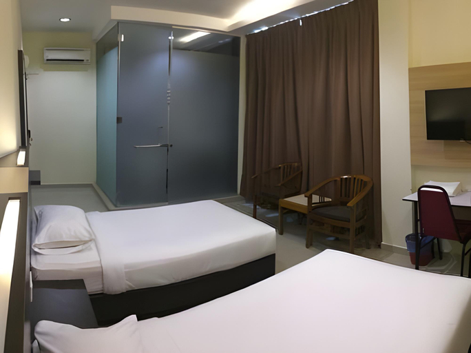 Bedroom 6