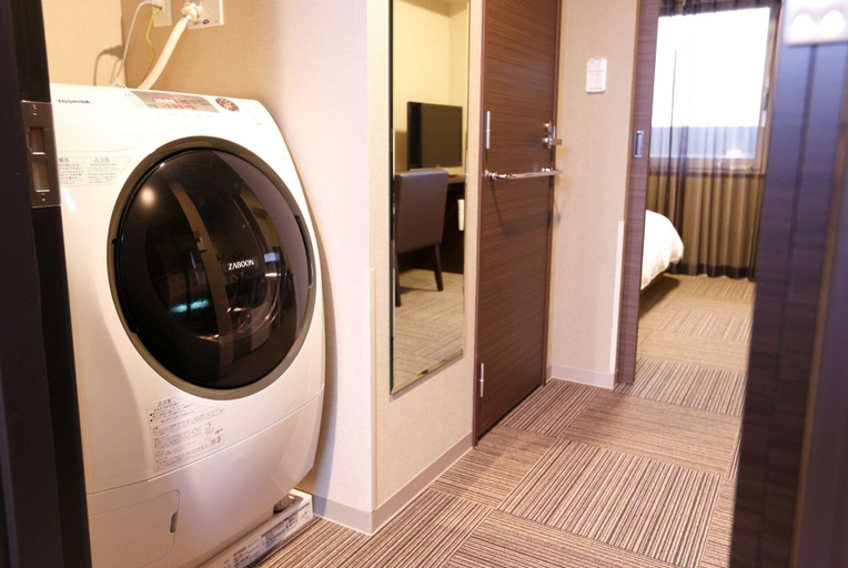 Bathroom 10
