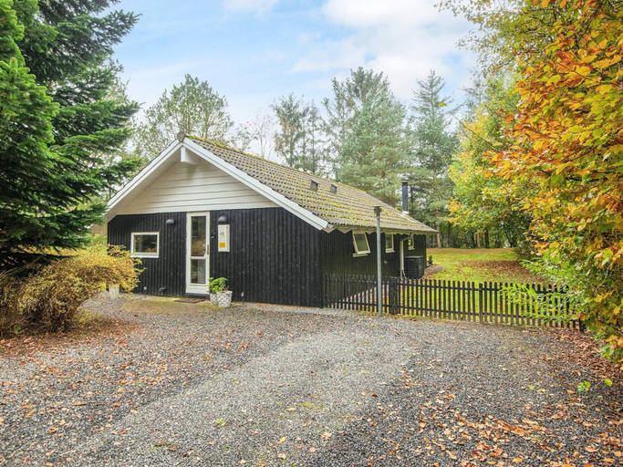 Others 4, 6 Person Holiday Home in Ansager, Varde