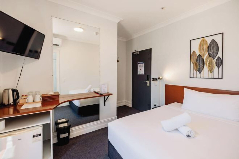 Bedroom 26