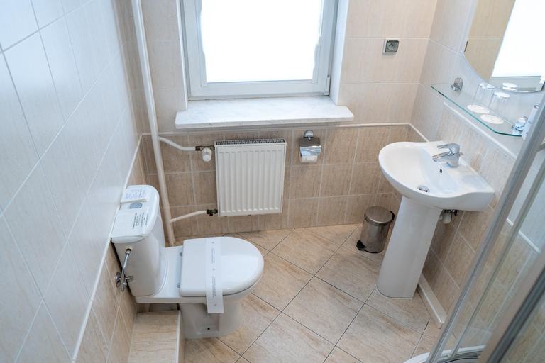 Bathroom 4, Hotel Wilanów, Warsaw