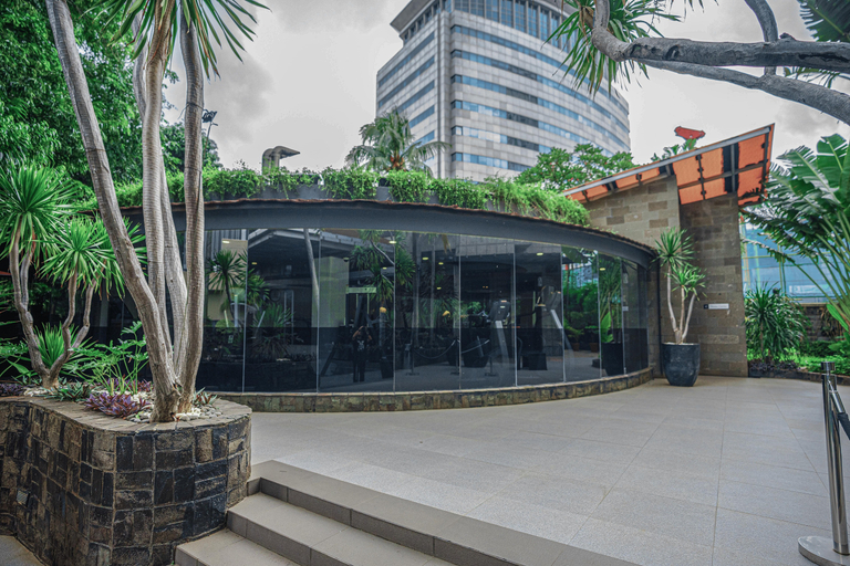 Exterior & Views 20