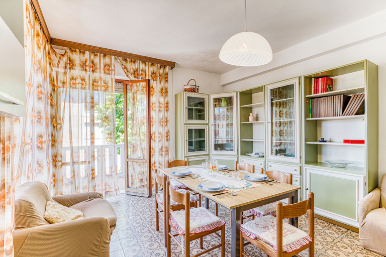Casa Arno 500m from beach, Massa Carrara