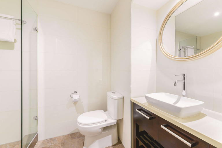 Bathroom 5, Rendezvous Hotel Melbourne, Melbourne
