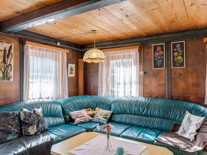 Others 4, Chalet in Matrei near Ski Lift Bus, Lienz