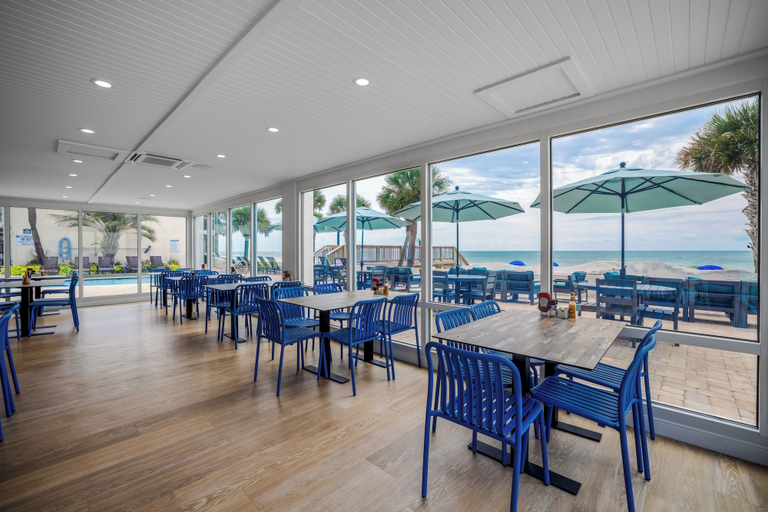 Food & Drinks 5, The Oceanfront Litchfield Inn, Georgetown