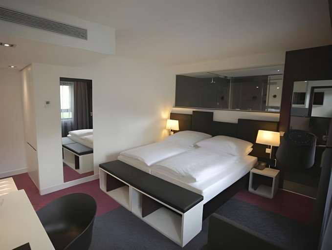 Bedroom 12