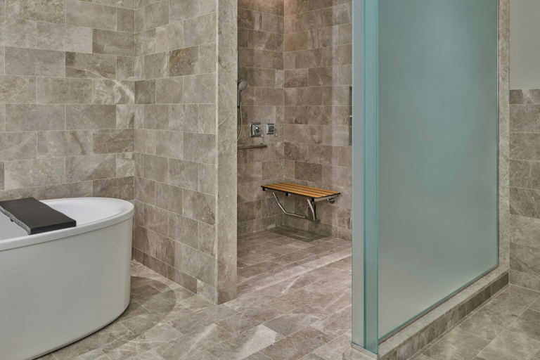 Bathroom 28