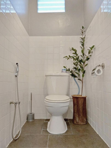 Bathroom 2, The Hidden Gems - Cosy House at Pantai Tengah, Langkawi