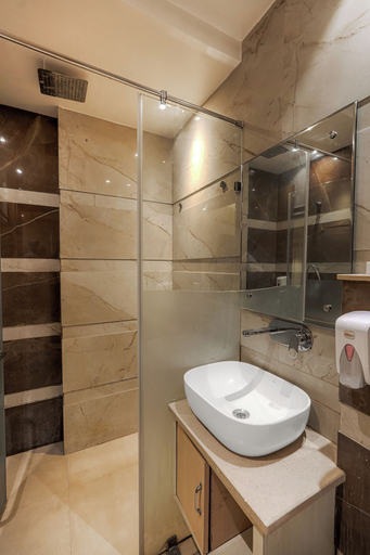 Bathroom 3, CSJS Inn Hotel Marketed by Kiwiana, Amritsar