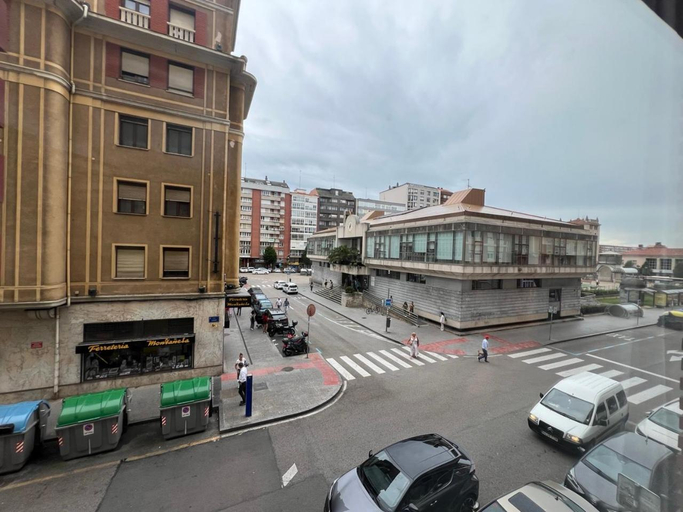 Others 5, Plaza Santander, Cantabria