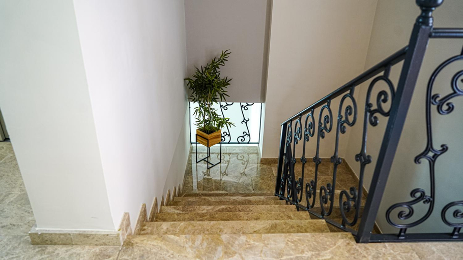 Others 2, Apartamentos Puente Romano Suites Parking Gratis, Badajoz