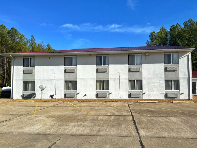 Exterior & Views 2, Laketree Inn And Suites Marion, Williamson