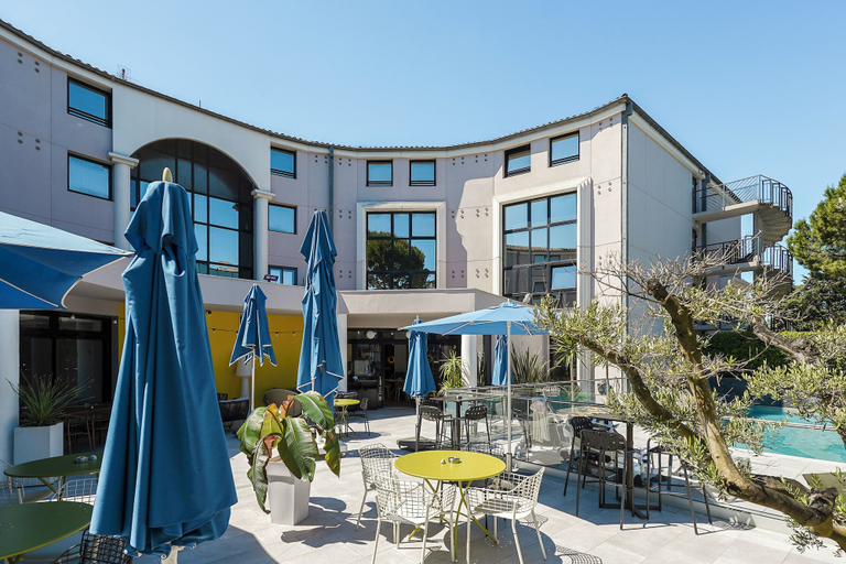 Exterior & Views 2, Radisson Hotel Aix en Provence, Bouches-du-Rhône