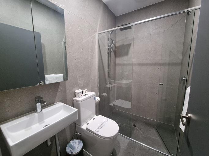 Bathroom 4