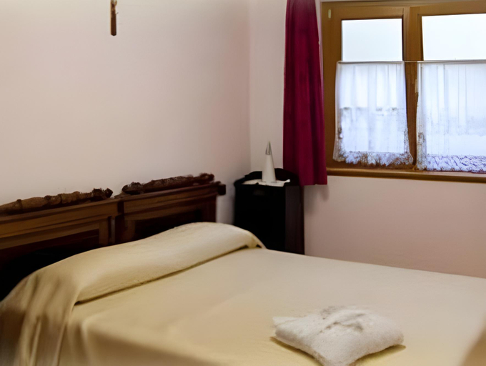 Bedroom 14