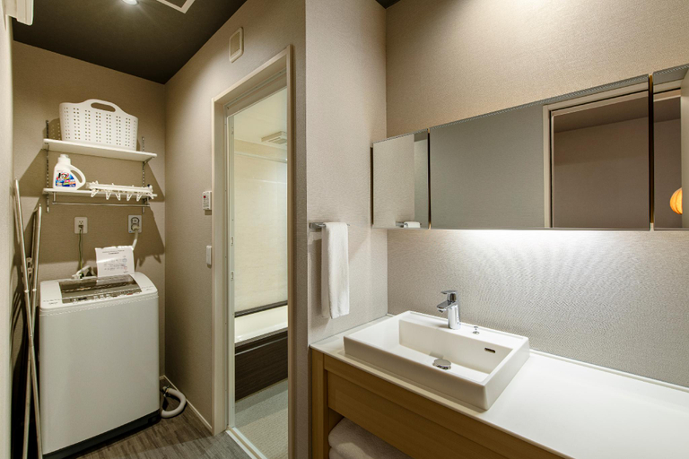 Bathroom 4, KyohotelKishotei Goshominami, Kyoto