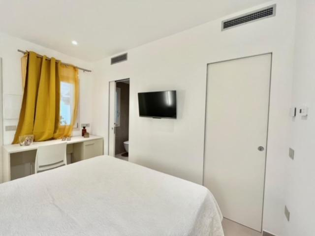 Bedroom 2, Villa Berenike, Nuoro