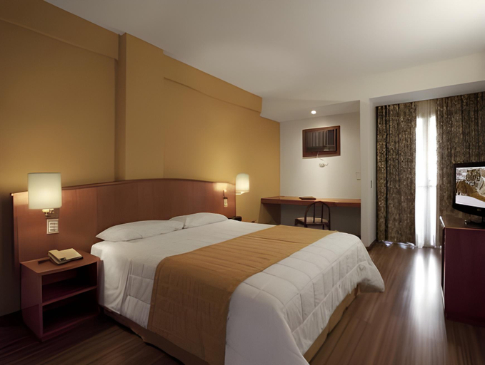 Bedroom 13
