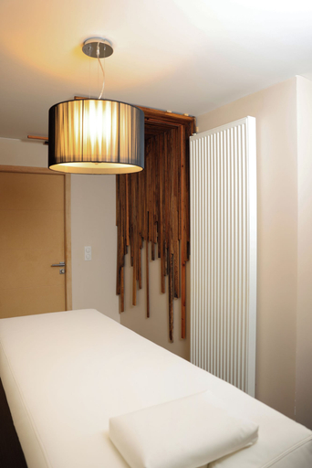Bedroom 3, Maison d'hôtes & Spa La Scierie, Jura