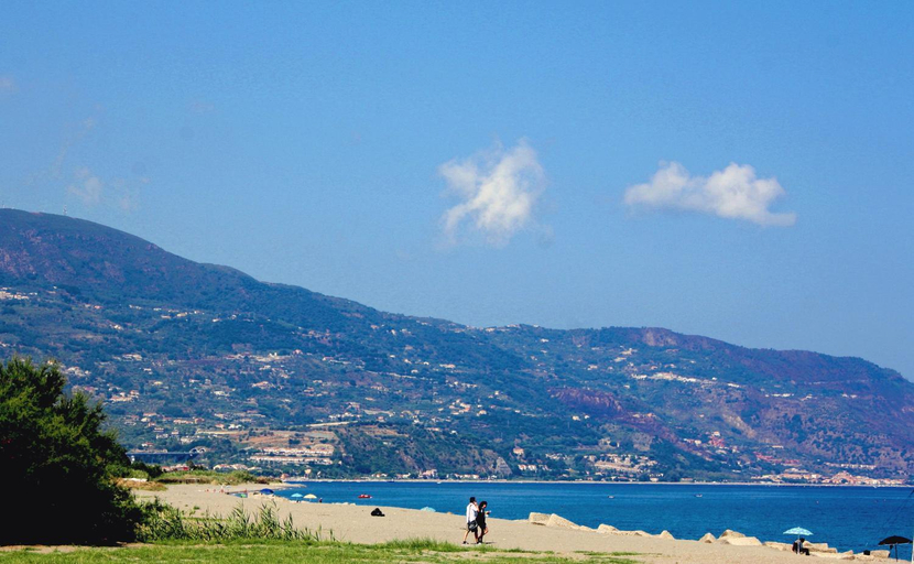 Others 5, Casa Filippa & Case Charlotte, Mongiove al mare, Messina