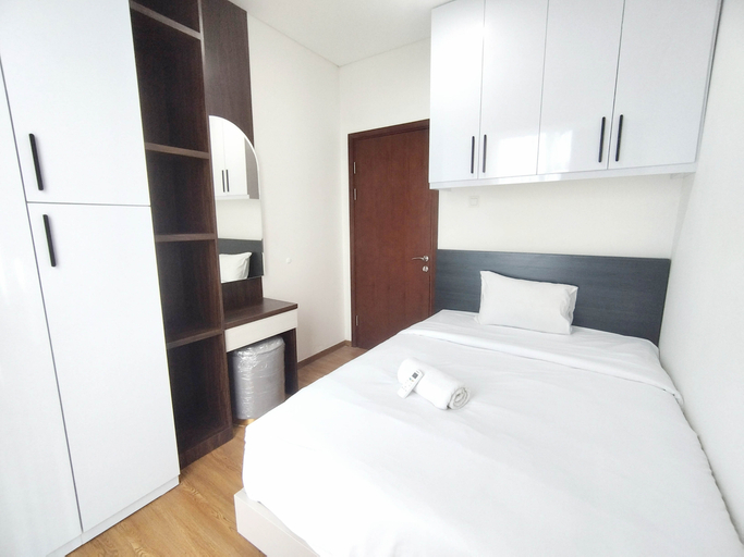 Stunning and Elegant 2BR at Grand Sungkono Lagoon Apartment By Travelio, Surabaya