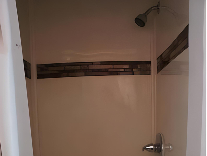 Bathroom 10
