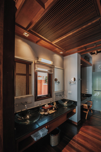 Bathroom 5, Renaissance Koh Samui Resort & Spa, Ko Samui