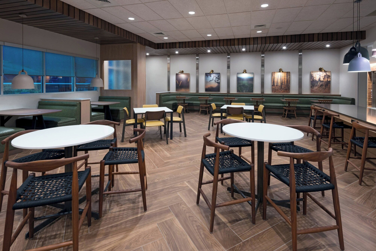 Food & Drinks 5, Fairfield Inn & Suites by Marriott Charlotte Monroe, Union