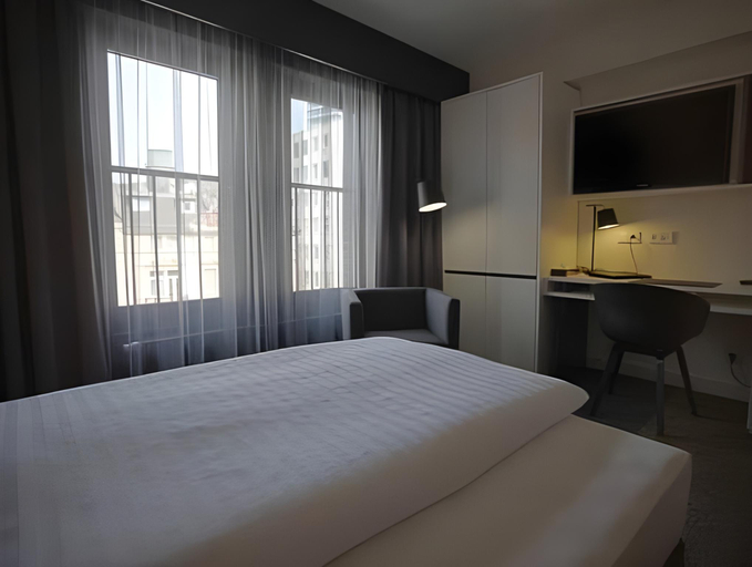 Bedroom 10