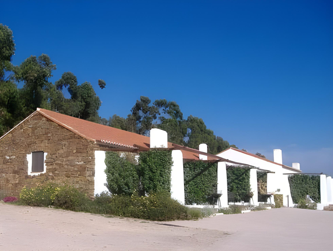 Exterior 14