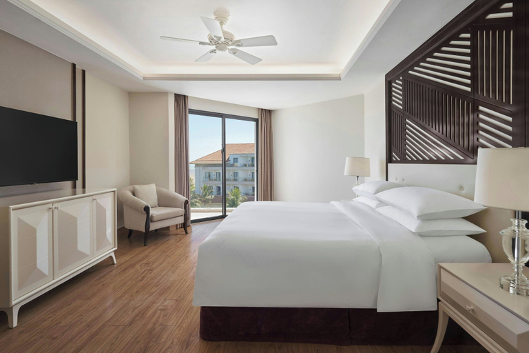 Bedroom 3, Renaissance Danang Hoi An Resort & Spa, Da Nang