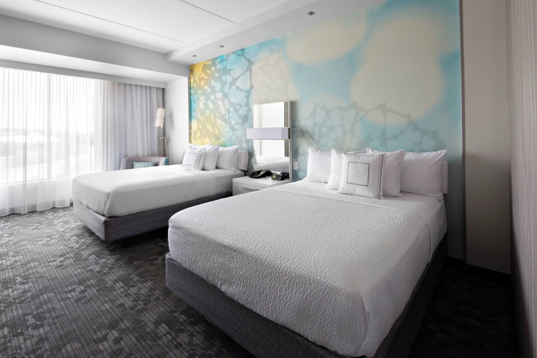 Bedroom 4, Courtyard by Marriott Knoxville Downtown, Knox