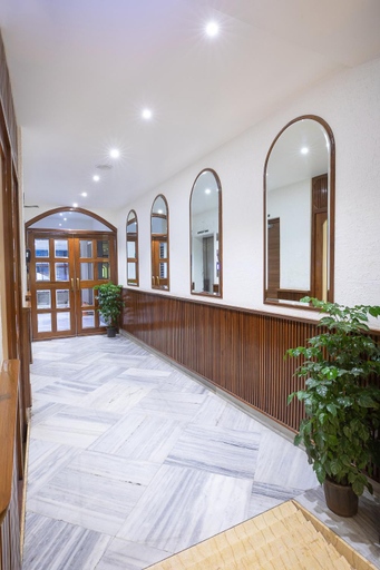 Public Area 3, Hotel Avon Ruby, Mumbai City