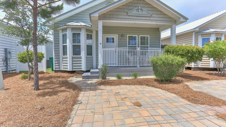 Exterior & Views 2, Elsie's Cove, Walton
