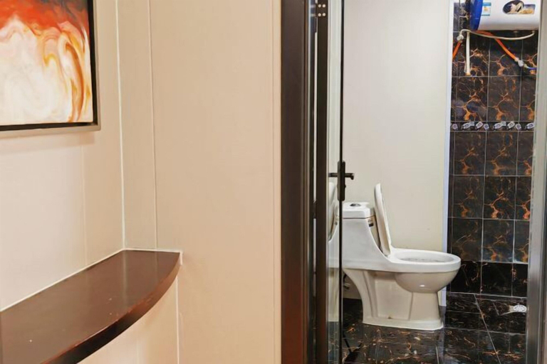 Bathroom 2, Mountain Yueshan Hotel, Xianning
