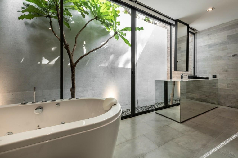 Bathroom 4, Tara Villa, Muang Kanchanaburi
