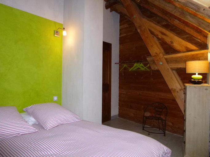 Bedroom 2, B&B Fontbriand, Hautes-Alpes