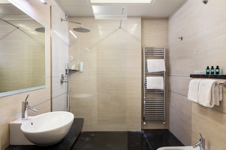 Bathroom 5, Hotel Kristal Palace - Tonelli Hotels - Adult Friendly, Trento