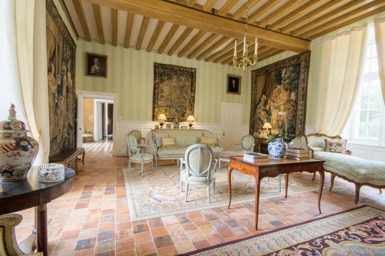 Others 3, Chateau de Cadouzan, Morbihan