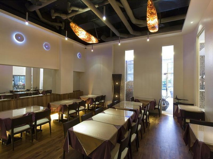 Food & Drinks 5, Golden Hot Spring Hotel, Taipei City