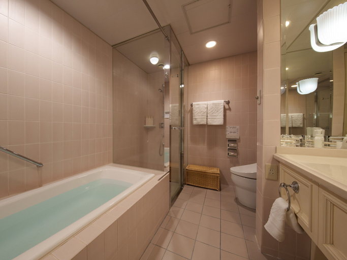 Bathroom 5, Sendai Royal Park Hotel, Sendai